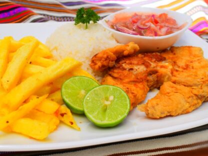 Comida a domicilio en Quito | Restaurante Quito | Corvina con papas