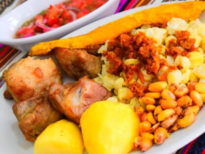 Plato típico ecuatoriano | Envío domicilio en Quito | Fritada